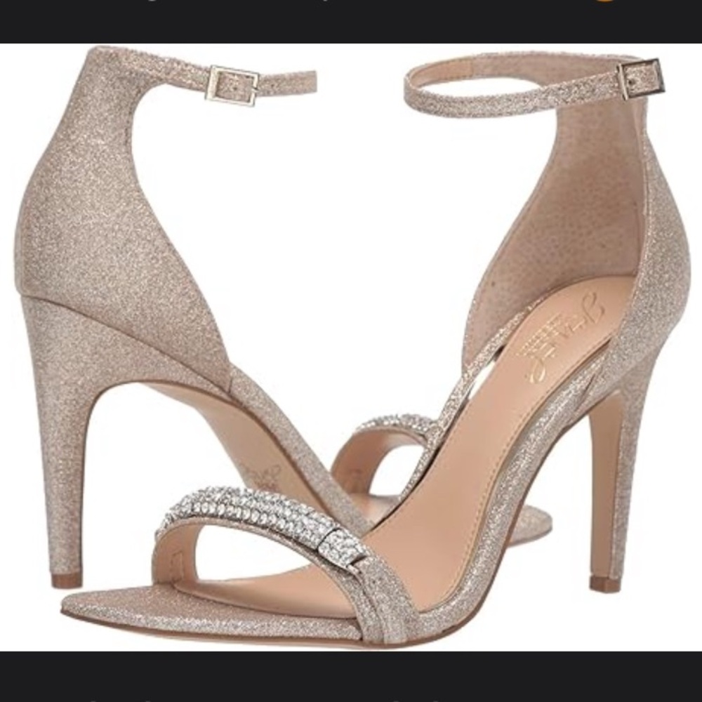 Jewel Badgley Mischka Ranya Light Gold Glitter  heel in size 8